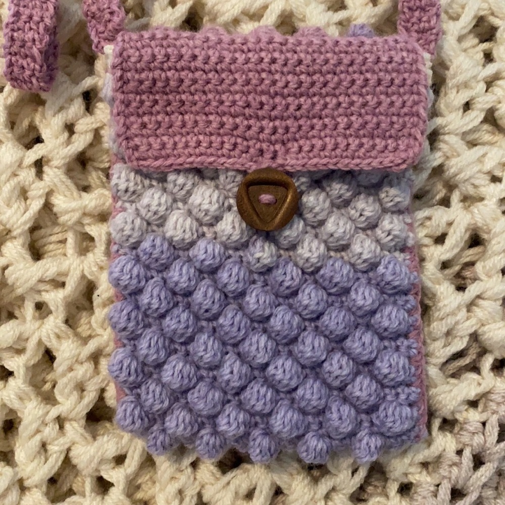 HANDMADE crocheted mini bag - Picture 2 of 5